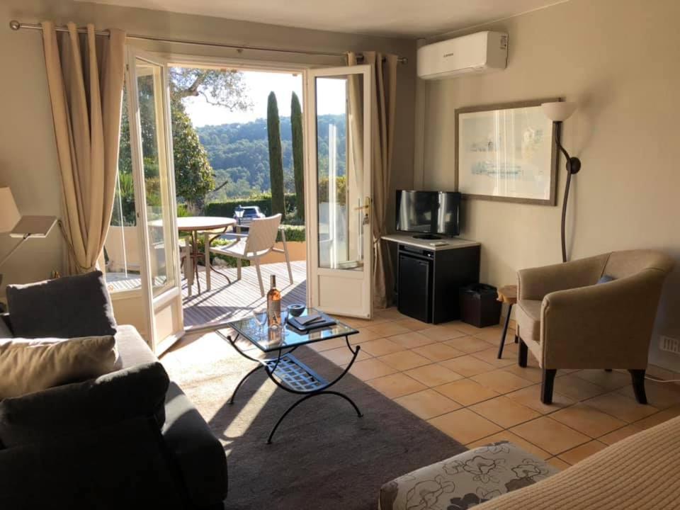 Villa Cedria 라콜레쉬르로 외부 사진